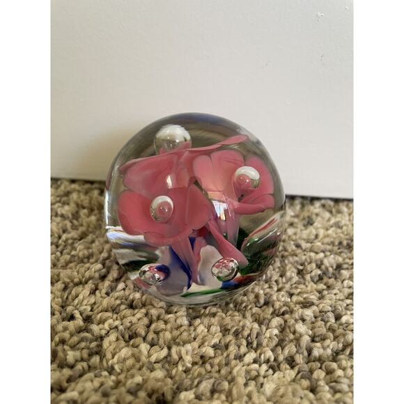 Vtg St. Clair Hand-Blown Art Glass Paperweight Pink Flower Multicolor STAMPED - Picture 2 of 5